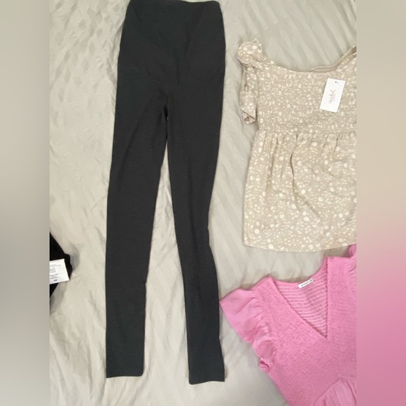 Maternity Bundle - Picture 10 of 14